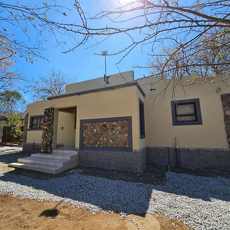 Marloth Cottage Marloth Park Bagian luar foto