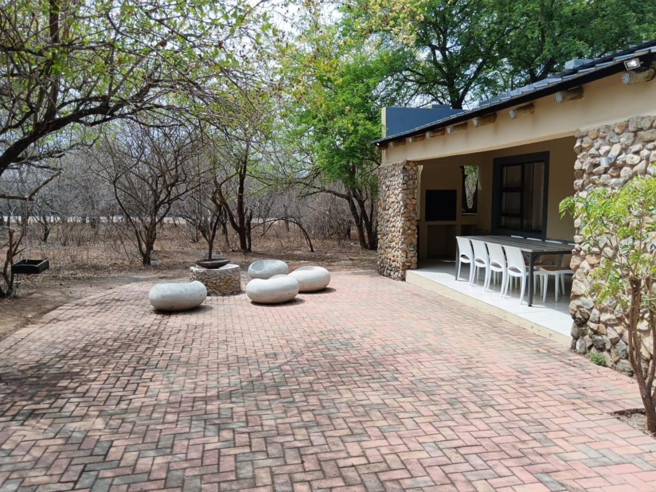Marloth Cottage Marloth Park Bagian luar foto